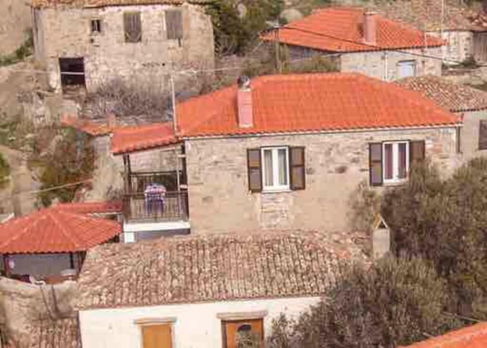 Traditional Stone-Built House With Great View Villa Kontias Exterior photo